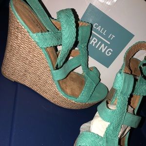 Never worn call it spring wedge